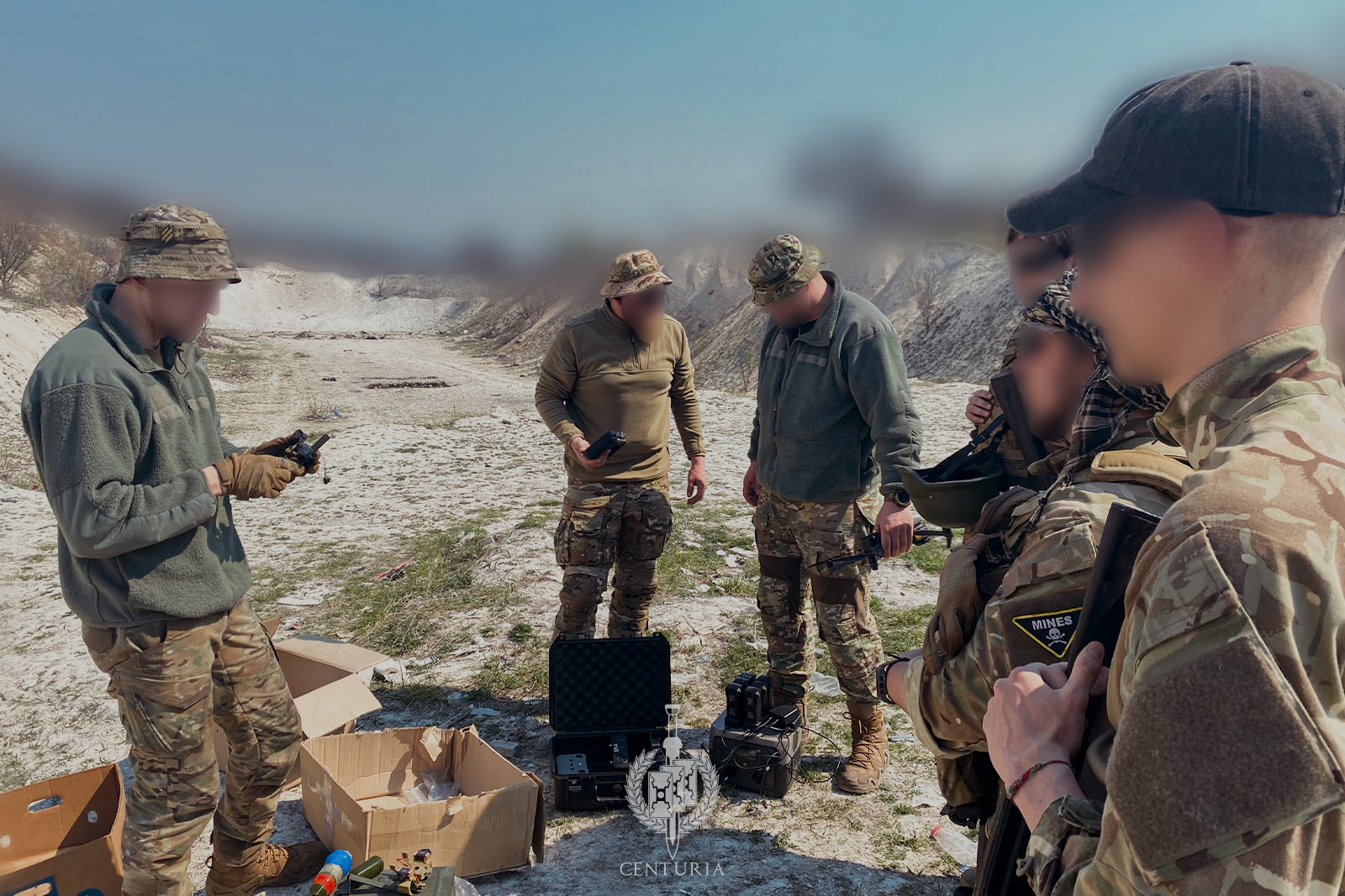 ЦЕНТУРІЯ ПІДКОРЮЄ НЕБО НА МАВІКАХ В КРОПИВНИЦЬКОМУ