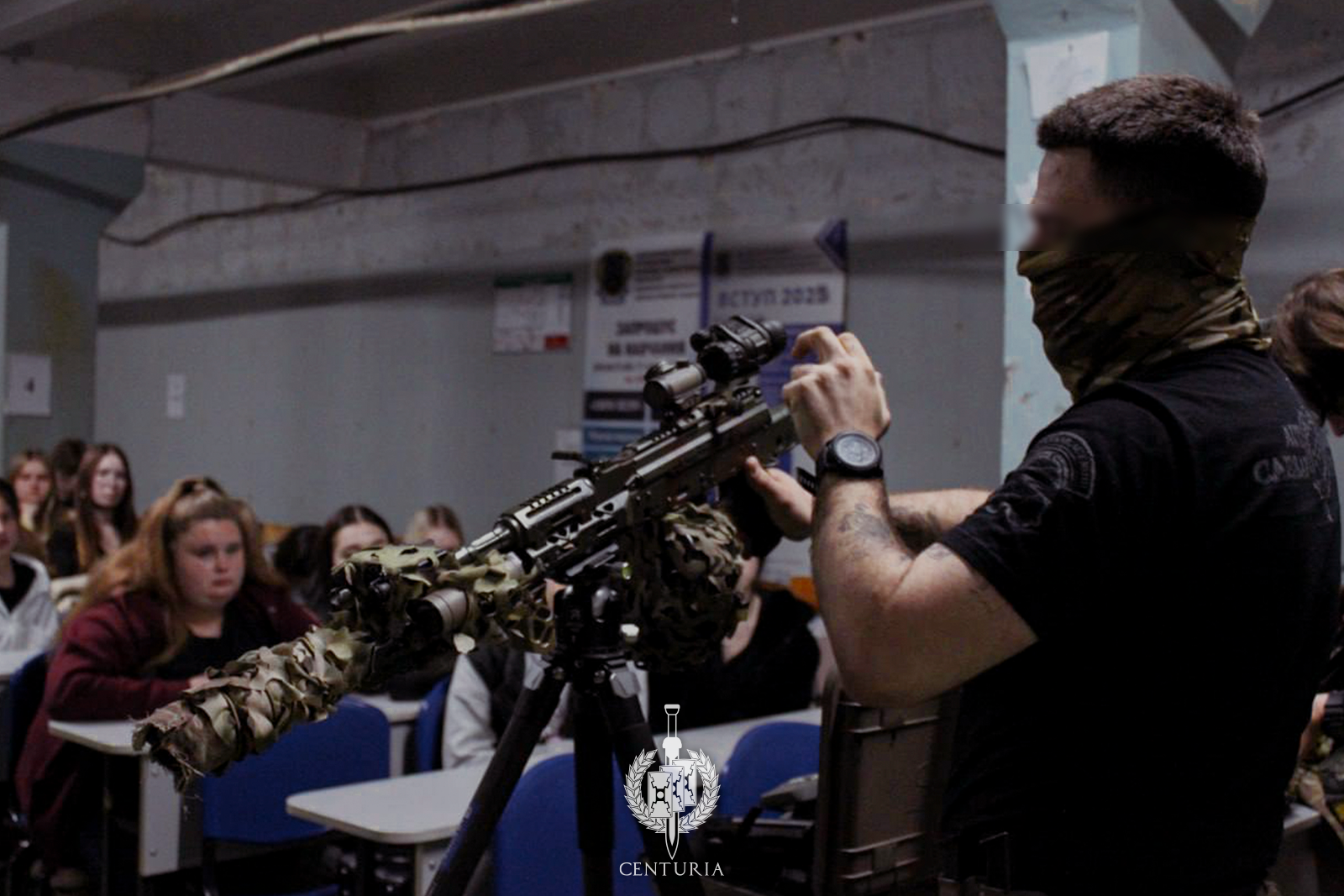 ЦЕНТУРІЯ ПРОВЕЛА УРОК МУЖНОСТІ ДЛЯ УЧНІВ ОДЕСИ