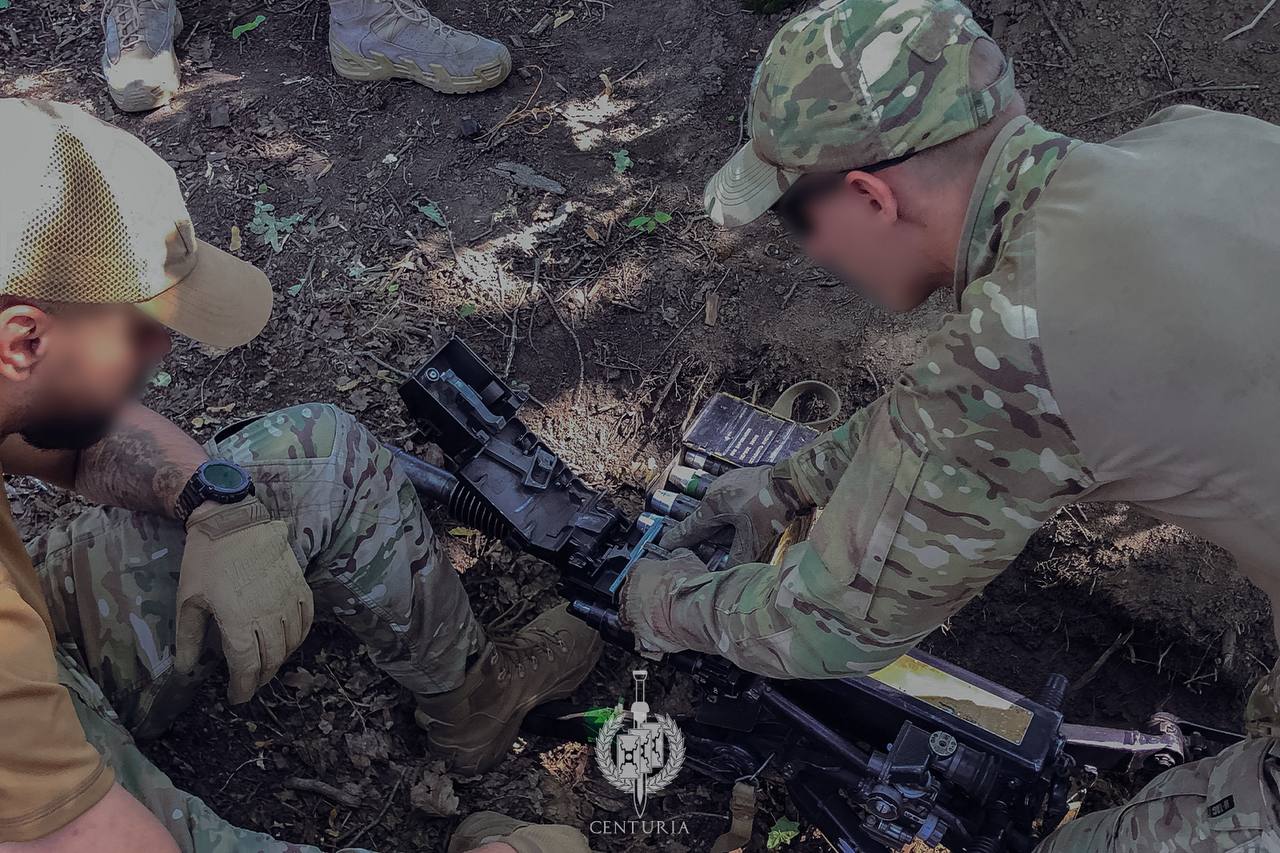 ЦЕНТУРІЯ ЗАНУРЮЄТЬСЯ В ТЕМУ ПРИНЦИПУ РОБОТИ ГРАНАТОМЕТІВ